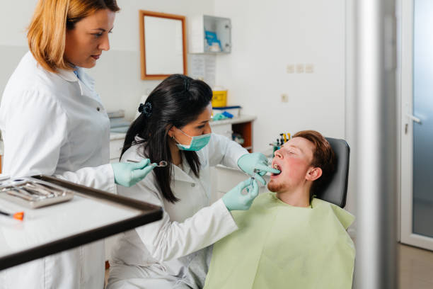 Best Dentist for Tooth Abscess  in Bald Kno, AR